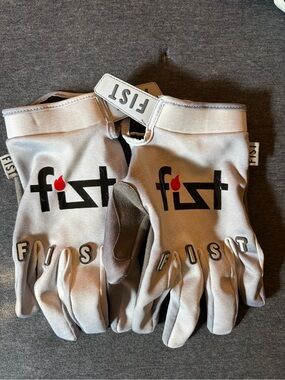 Fist Gray Cold Weather Moto Gloves